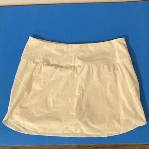 Women’s Athleta Tennis Skirt (Medium)